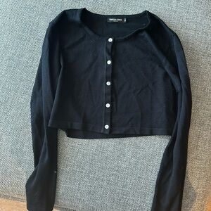 Cropped cardigan with mother of pearl buttons